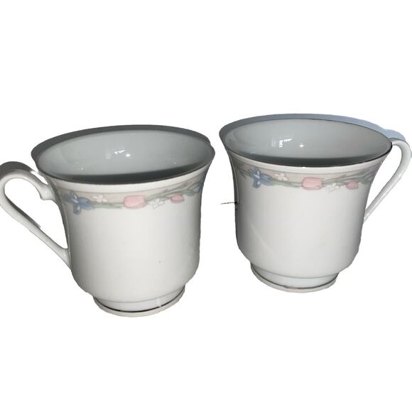 Illusions, 2 Footed Cups, Ring Of Flowers/Rim-silver Discontinued VTG - Picture 3 of 6